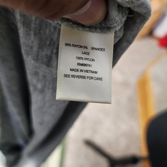 Bench Gray Marled V Neck Long Sleeve Embroided Logo Oversized NWT - Picture 3 of 6